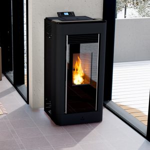 Termosobă pe peleți AGE GYULY 11 – aer cald – negru